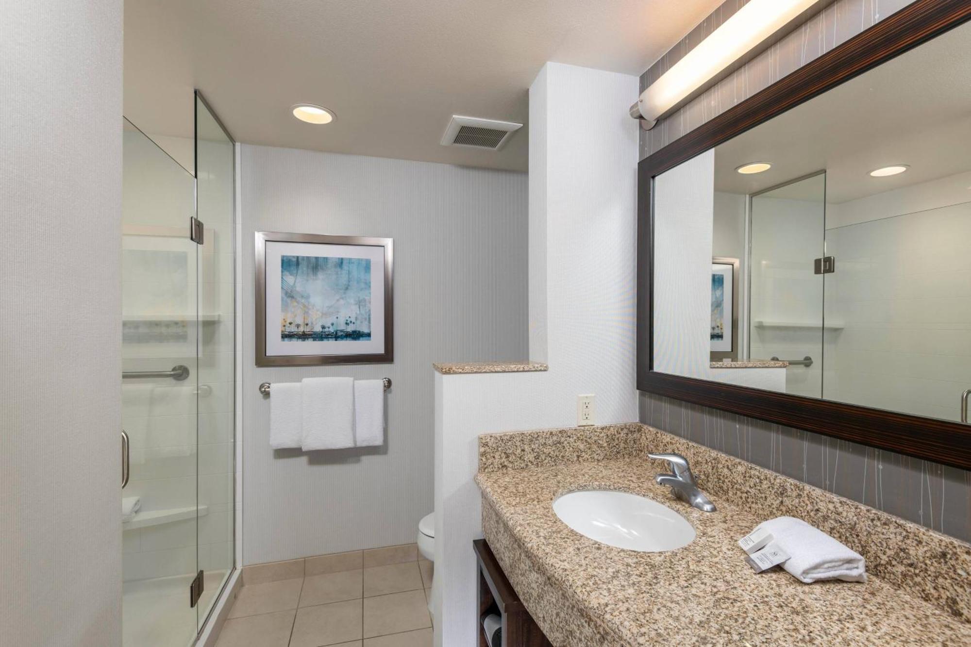 Hotel Courtyard By Marriott San Diego 3*